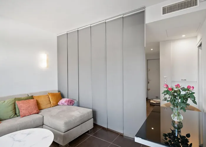 Agreable A Deux Pas De La Croisette Cannes